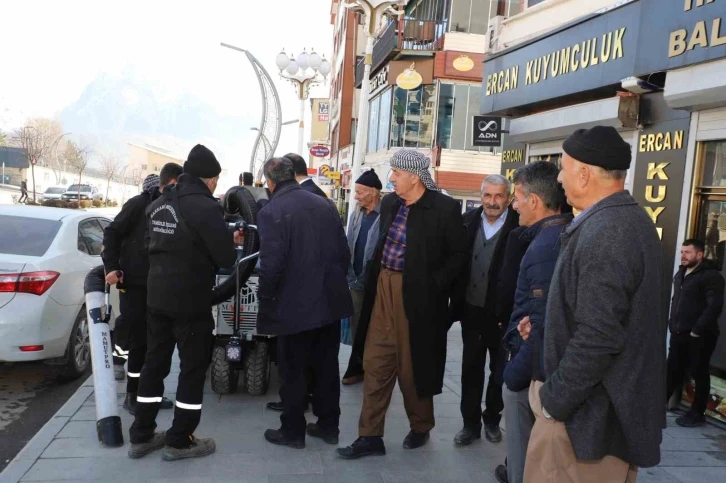 Hakkari ilk defa vakumlu temizlik makinesine kavuştu
