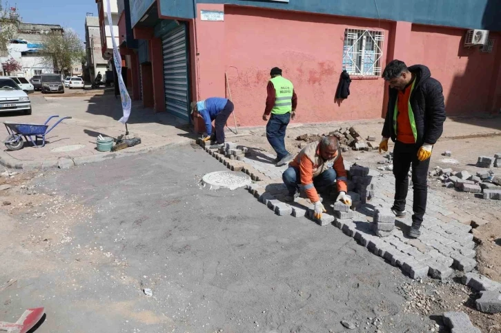 Haliliye’de üstyapı çalışmaları ile yollar daha konforlu
