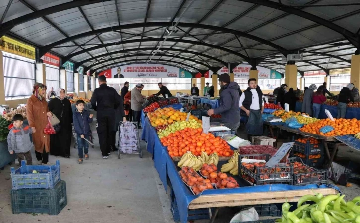 Haliliye’ye modern semt pazarı kazandırıldı
