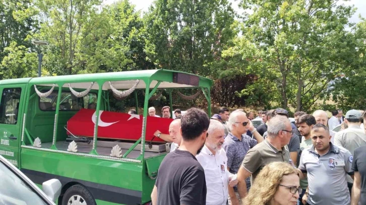 Hayatını kaybeden Doç. Dr. Doğan Kalafat için Kandilli Rasathanesi’nde uğurlama töreni düzenlendi
