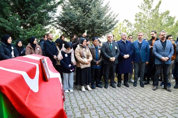 Hayatını kaybeden Endonezyalı ERÜ öğrencisi törenle son yolculuğuna uğurlandı
