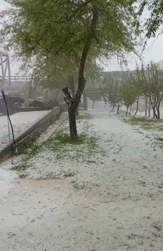 Haziran ayında etkili olan dolu yağışı vatandaşı hayrete düşürdü
