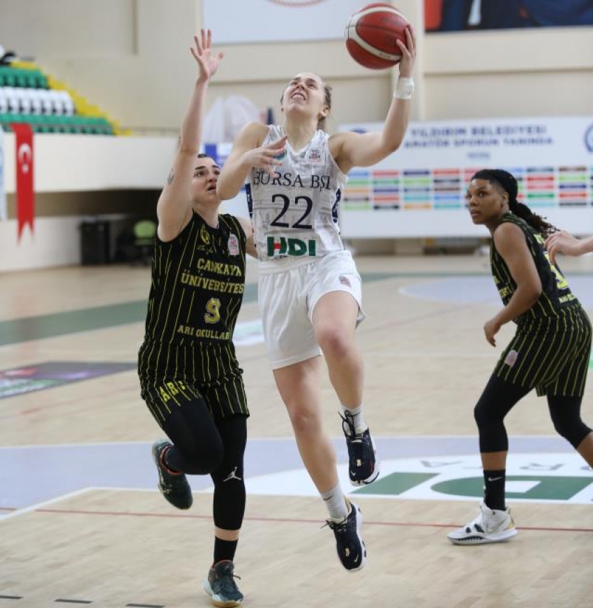 Bursa'nın İncileri Play-Off'u garantiledi 