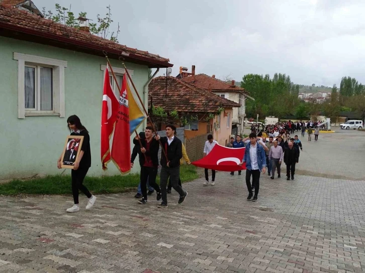 Hisarcık’ta Gençlik Haftası yürüyüşü
