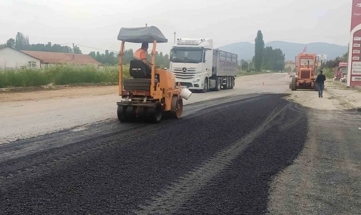 Hisarcık’ta yol bakım çalışması
