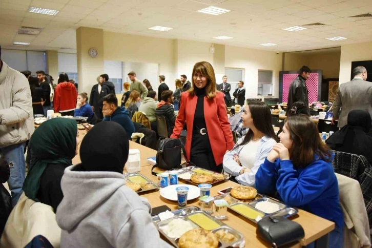 Hitit Üniversitesi öğrencileri iftarda buluştu
