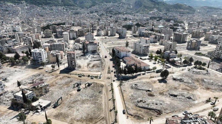 İçişleri Bakanı Soylu: Hatay'da yıkım ve enkazların kaldırılması süreci hızla ilerliyor