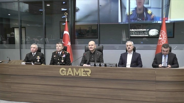 İçişleri Bakanı Soylu, ülke genelinde uygulanan yılbaşı tedbirlerini GAMER'de takip etti