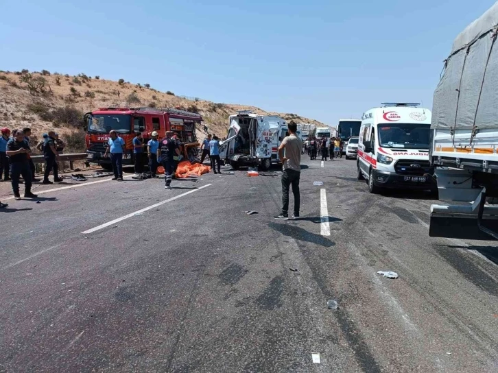 İHA muhabirleriyle birlikte 16 kişinin öldüğü kazanın adli tıp raporu hazırlandı
