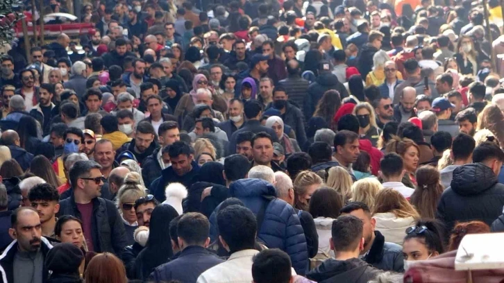 İlk çeyrekte mevsim etkisinden arındırılmış işsizlik oranı yüzde 9,9 seviyesinde gerçekleşti
