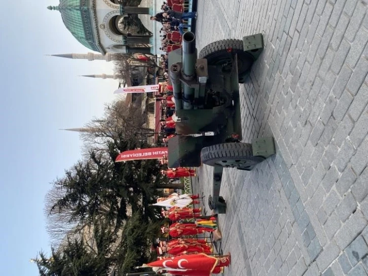 İlk iftar topu Sultanahmet’te patladı
