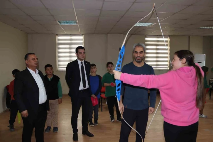 İlk kez açılan ata sporu kursu yoğun ilgi gördü
