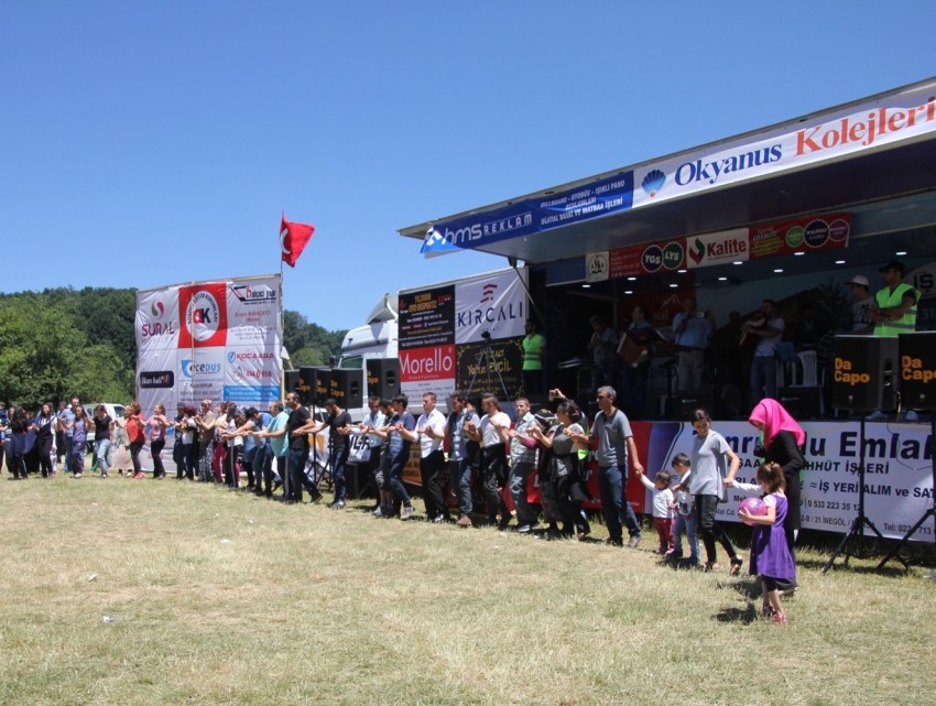 2 bin 500 metrede yetişen pancar için şenlik düzenlendi