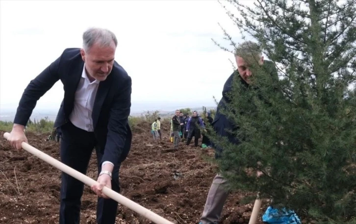 İnegöl’de ‘’Cumhuriyete Nefes’’ Fidanları Dikildi