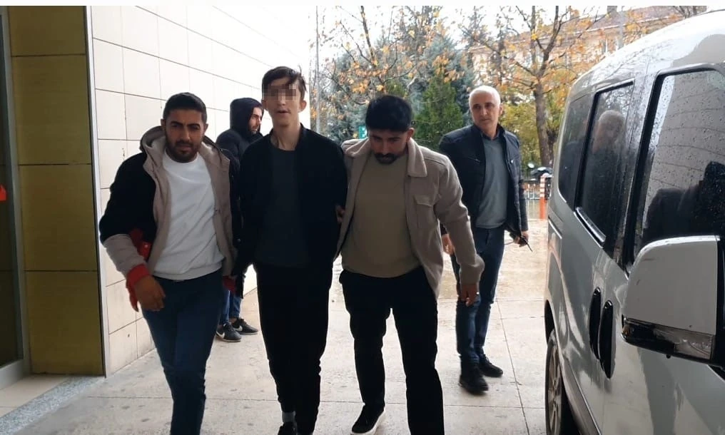 Bursa'da harçlık vermeyen dedesini bıçakladı 