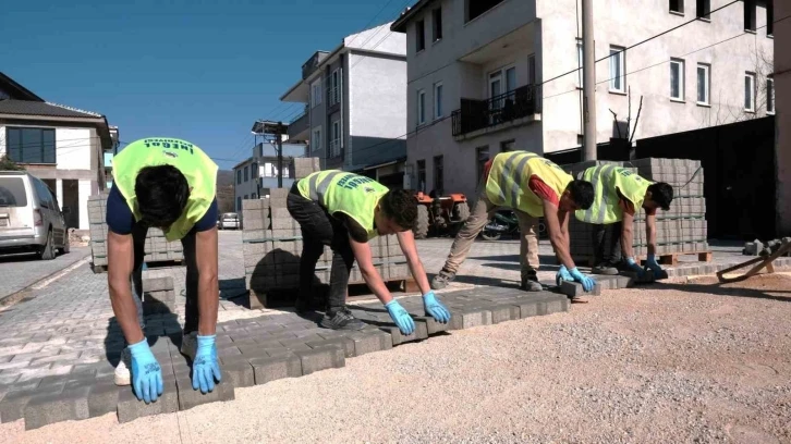 İnegöl Kurşunlu’da cadde ve sokaklar yenileniyor