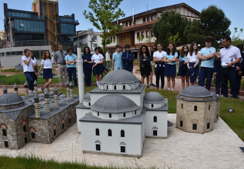 Minia BALKANTÜRK Parkı'nda tarihi yeniden yaşıyorlar