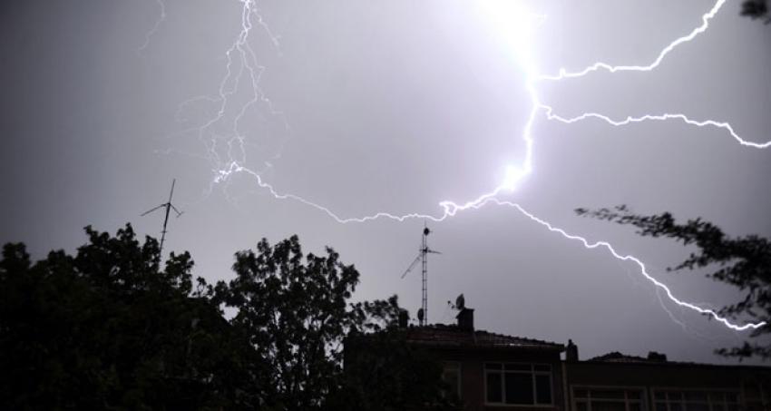 Meteoroloji uyarmıştı! Dışarı çıkarken bir daha düşünün...