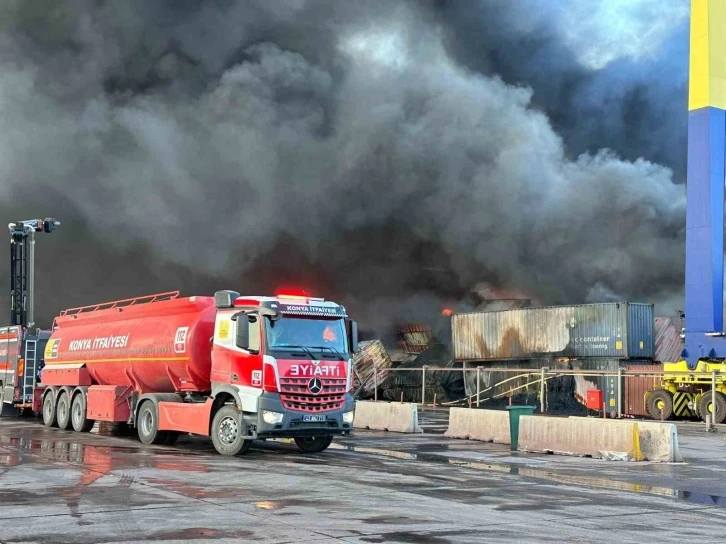 İskenderun Limanı’ndaki yangın kontrol altına alındı
