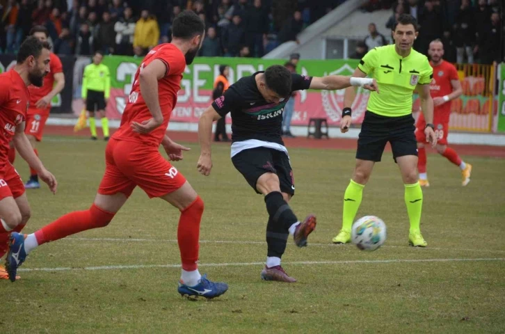 Isparta 32 Spor: 0 Çorum FK: 0
