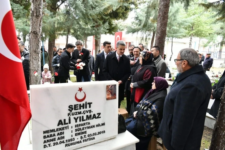 Isparta’da 18 Mart Şehitler Günü ve Çanakkale Zaferi’nin 108. yıl dönümü
