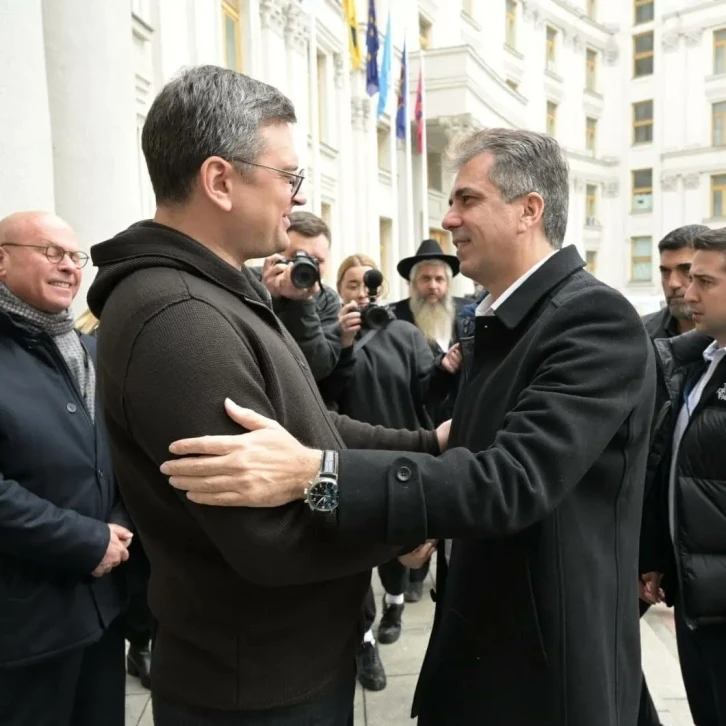 İsrail Dışişleri Bakanı Cohen savaşın başlangıcından bu yana ilk kez Ukrayna’da