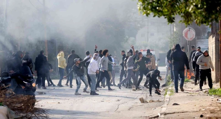 İsrail’in öldürdüğü Filistinli sayısı 10’a yükseldi
