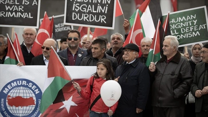 İsrail'in Gazze'ye yönelik saldırıları protesto edildi