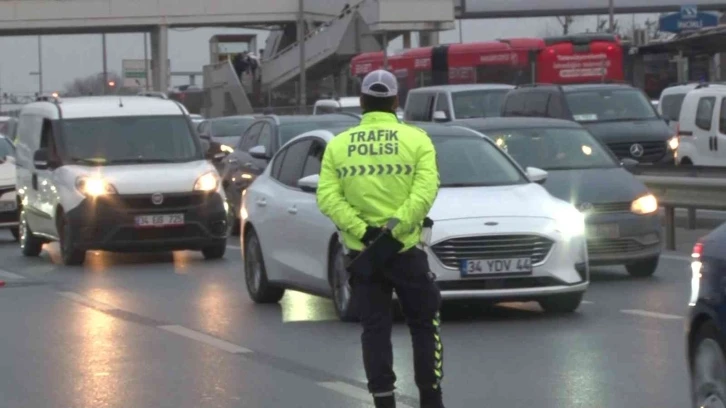 İstanbul’da usulsüz çakar ve siren denetimi yapıldı