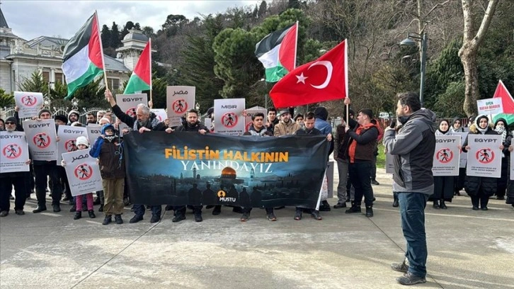 İstanbul'da Refah Sınır Kapısı'nın açılması talebiyle gösteri düzenlendi