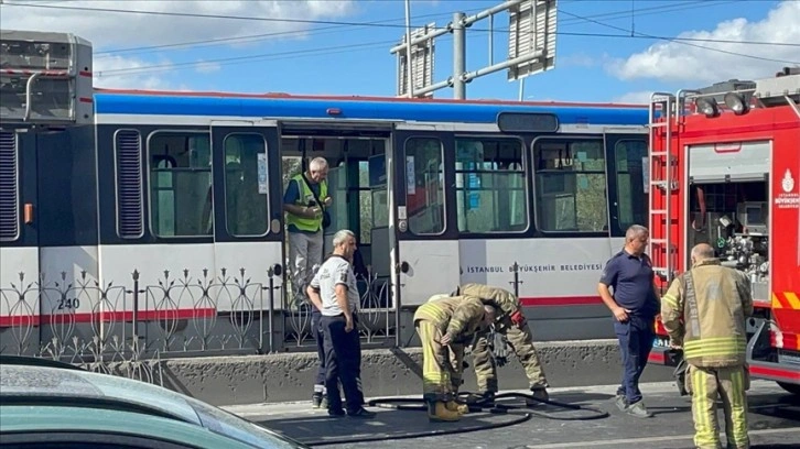 İstanbul'da tramvayda çıkan yangın söndürüldü