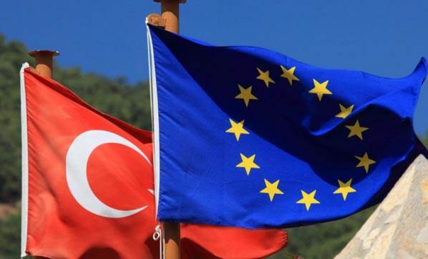 Türkiye'ye 3 milyar euroluk yardıma İtalya engeli