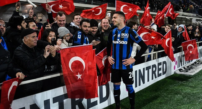 İtalya'da Merih Demiral'ı duygulandıran görüntüler 