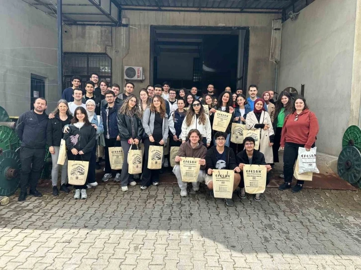 İTÜ’lü mühendis adayları Buldan bezi üretimini yerinde gördü
