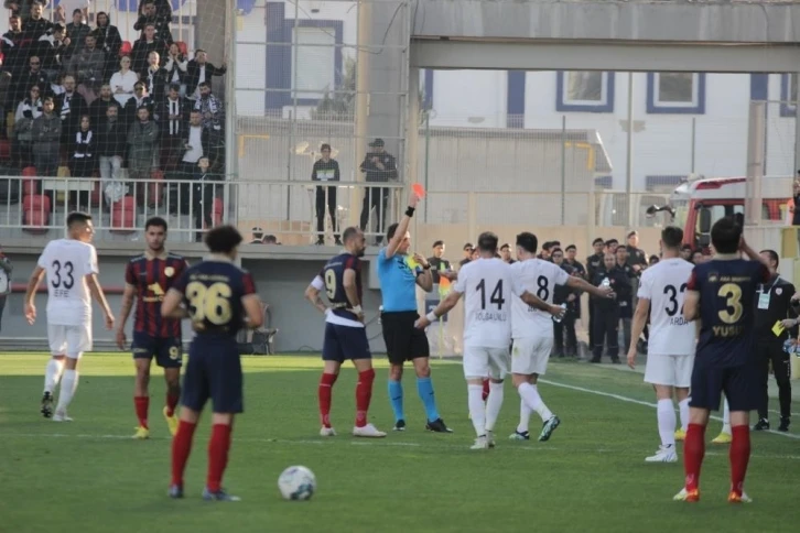 İzmir takımlarının, Spor Toto 1. Lig’de oynayacakları maçların hakemleri belli oldu