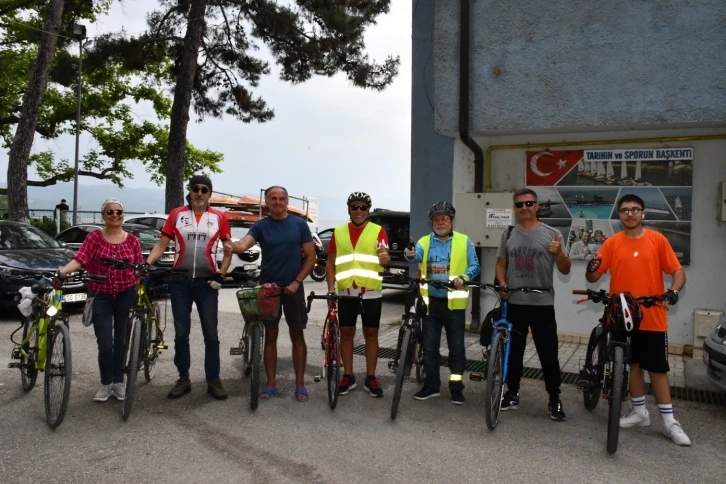 İznik’te triatlon yarışması düzenlendi