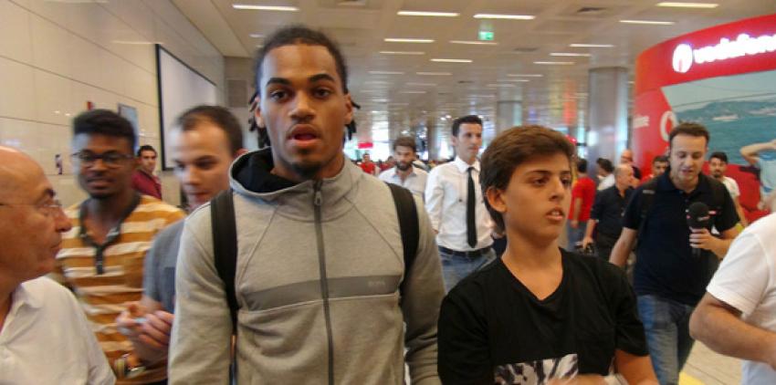 Jason Denayer bu akşam İstanbul'da