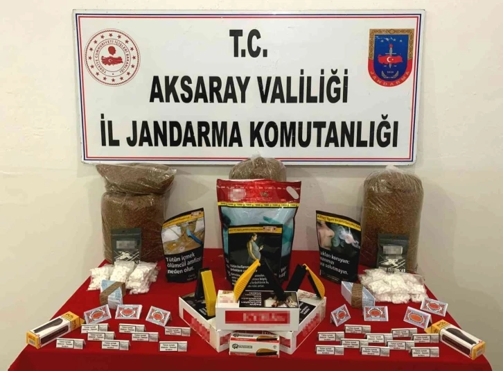 Jandarmadan kaçak tütün operasyonu: 2 gözaltı
