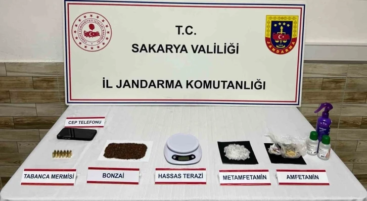 Jandarmadan uyuşturucu operasyonu: 4 gözaltı
