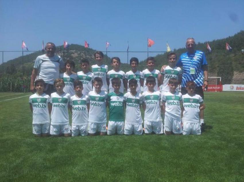 Bursaspor galibiyetle başladı