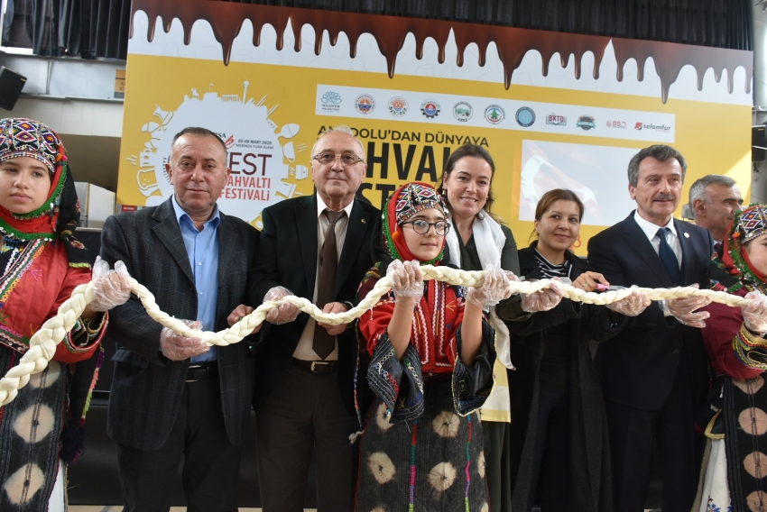 Kahvaltı Fuarı’na Gemlikli kadınlar damga vurdu