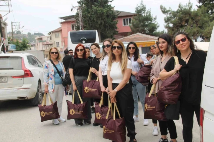 Kadın sanayiciler Hatay’da depremzedelere dokundu
