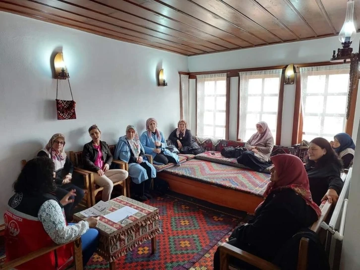 Kadınlara ‘Afet Bilinci’ eğitimi verildi
