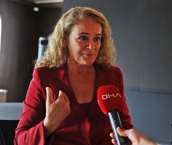 Kanadalı ilk astronot Julie Payette: Hayalinizi kovalayın, çünkü gökyüzü sınır değil