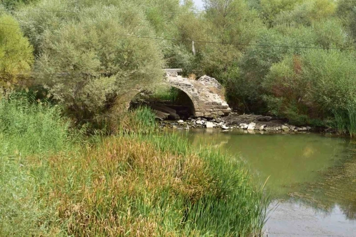 Kanuni’yi Rodos seferine götüren tarihi köprü yok oluyor