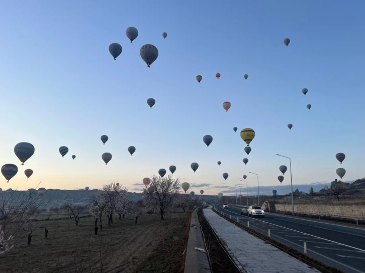 Kapadokya’yı 18 bin turist gökyüzünden izledi
