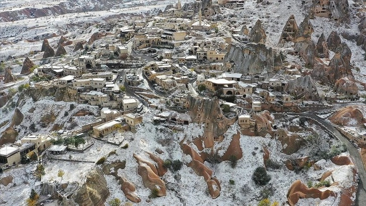 Kapadokya'da "beyaz" şölen