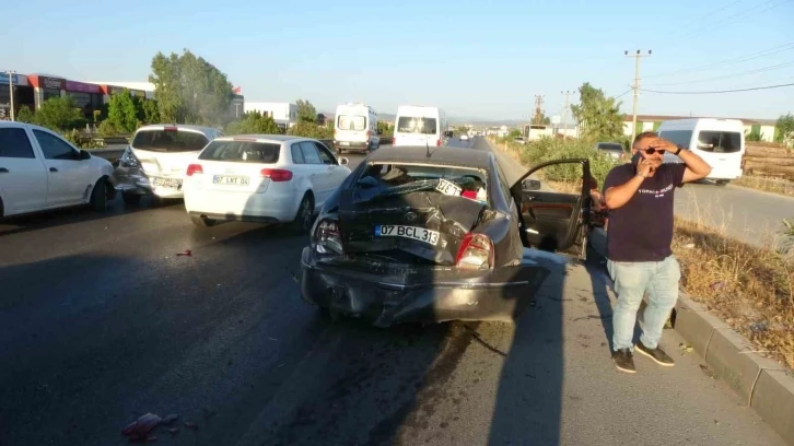 Kara yolu savaş alanına döndü, kaza güvenlik kameralarına yansıdı
