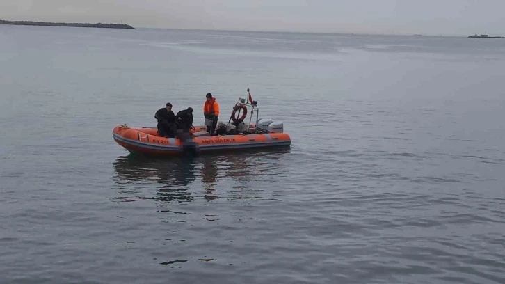 Karadeniz Ereğli’de denizde erkek cesedi bulundu
