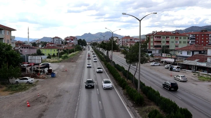 Karadeniz’i İstanbul’a bağlayan D-100 karayolunda trafik yoğunluğu
